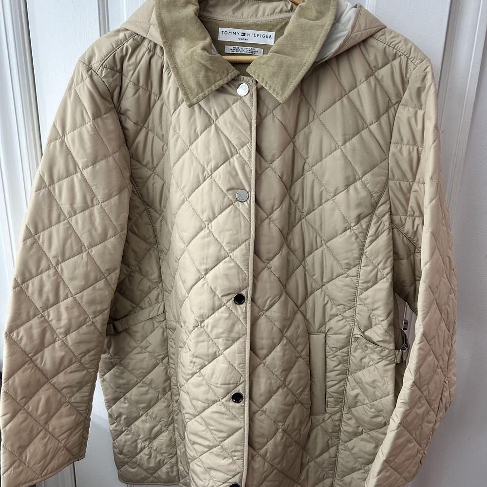 Tommy Hilfiger Light Tan Quilted Puffer Jacket